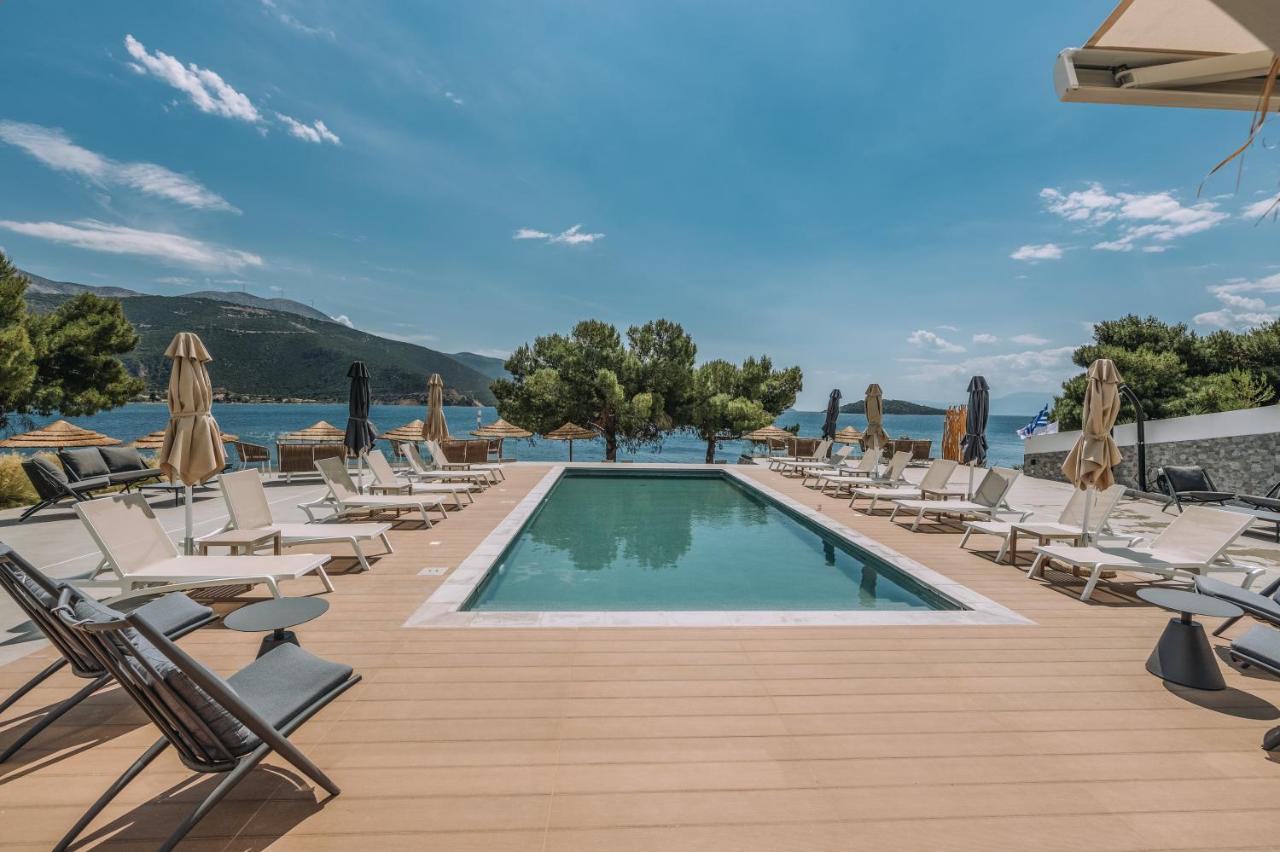Trizonia Bay Hotel Buitenkant foto