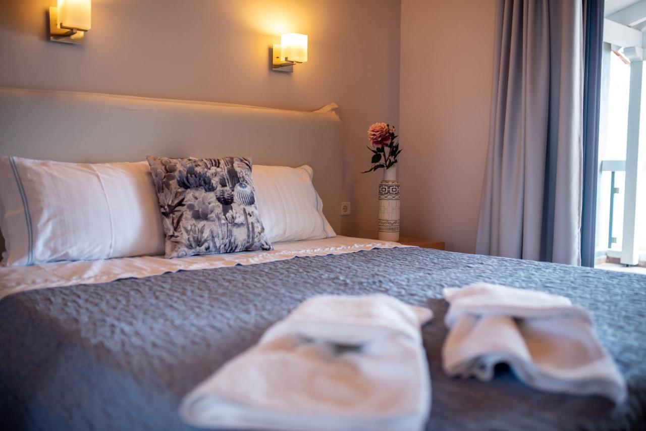 Trizonia Bay Hotel Buitenkant foto